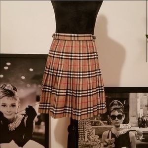 Authentic Burberry Plaid Skirt!!😃😃